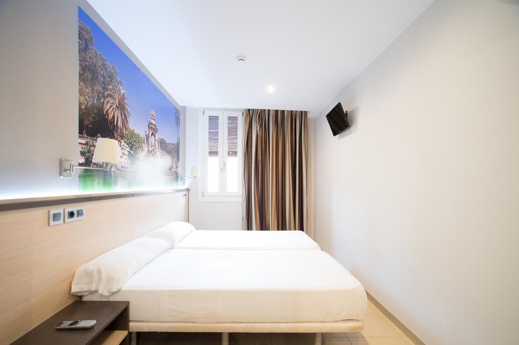 Hostal Las Flores Ramblas Barcelona Exteriör bild