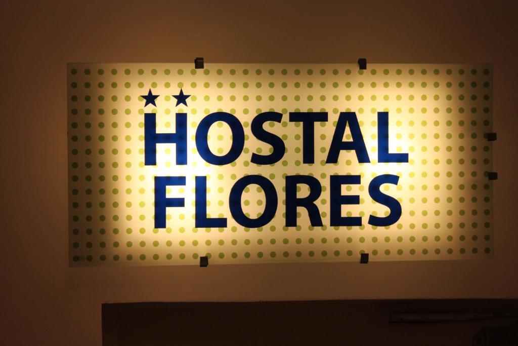 Hostal Las Flores Ramblas Barcelona Exteriör bild